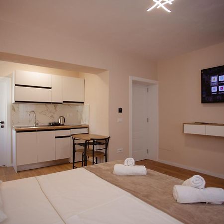 City Center Studio Apartments Shkoder Exterior photo