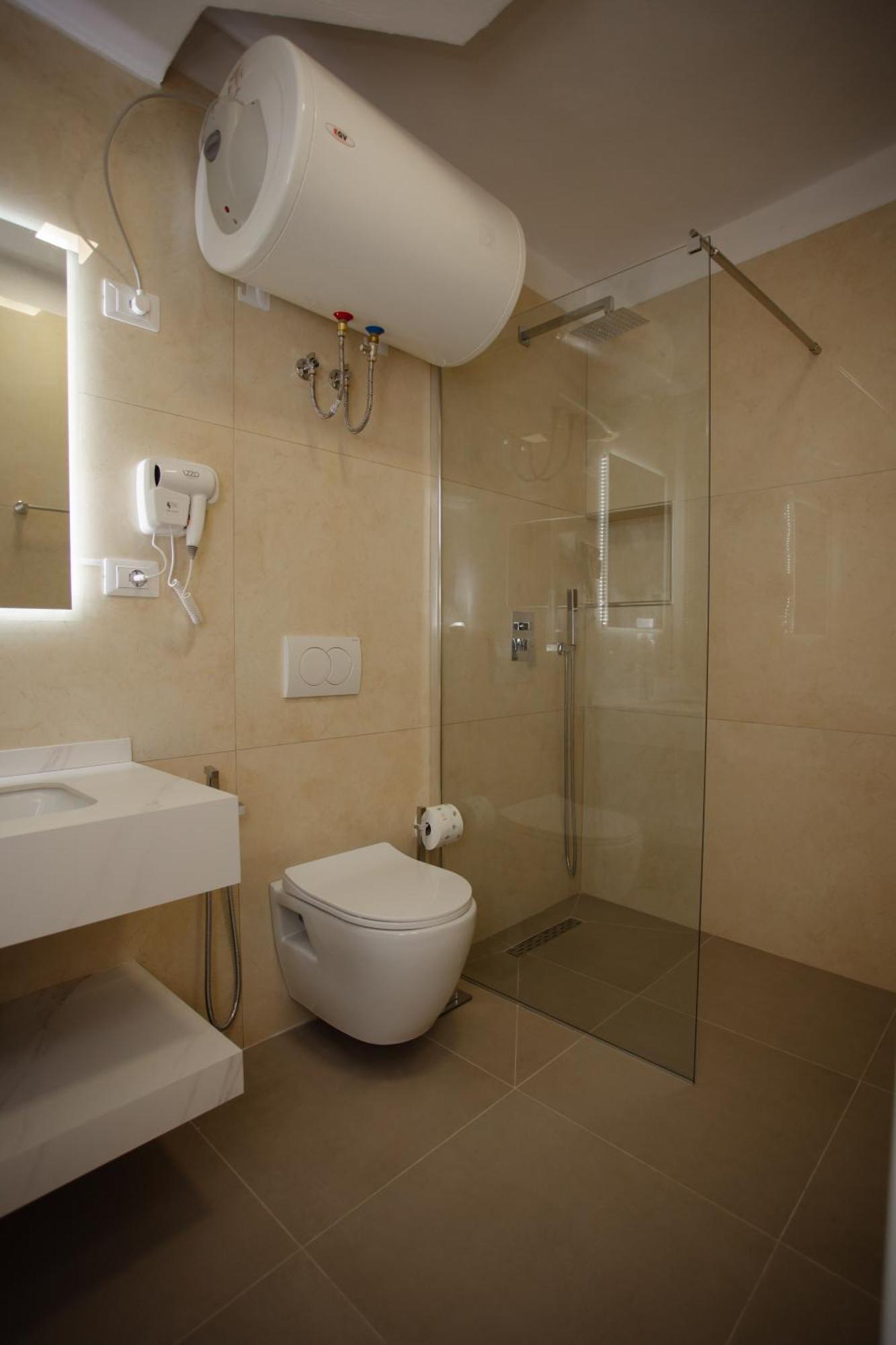 City Center Studio Apartments Shkoder Exterior photo